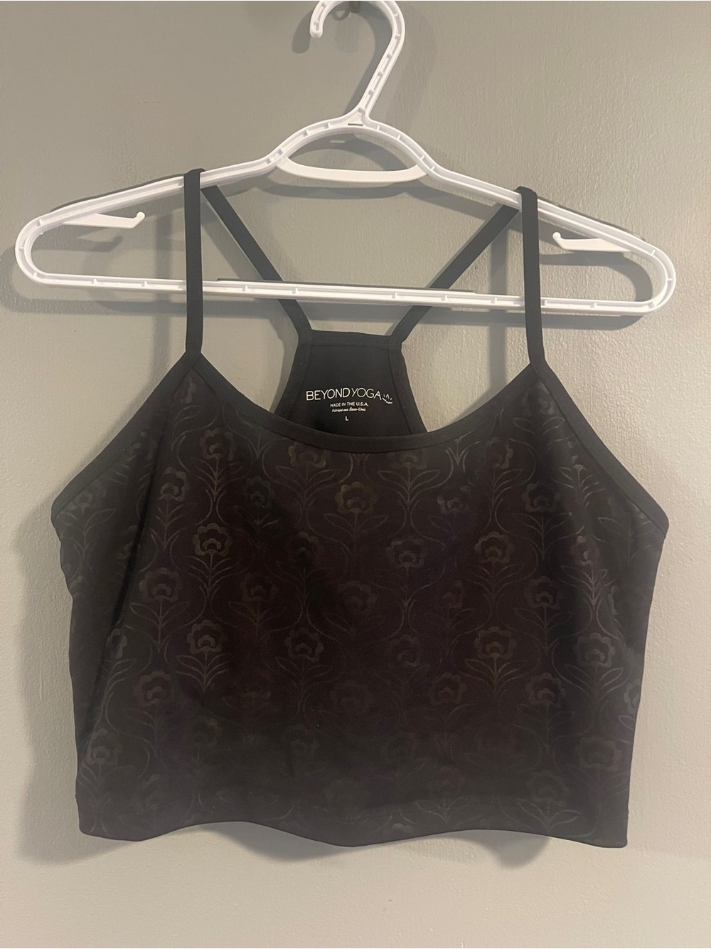 Beyond Yoga Embossed Velvet Racerback Cropped Tank Size L